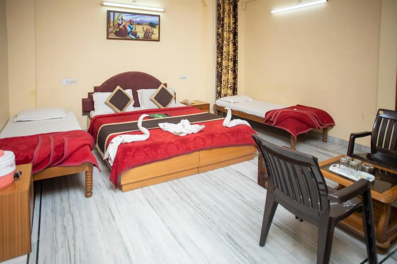 **  Hotel Dimple International Udaipur India