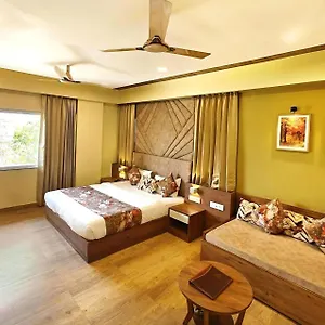 Opulence - 500 Meters From Railway Station *** Udaipur