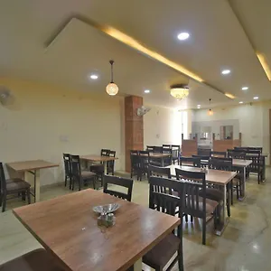 Oyo 70502 Mithila Palace &restaurant *** Udaipur